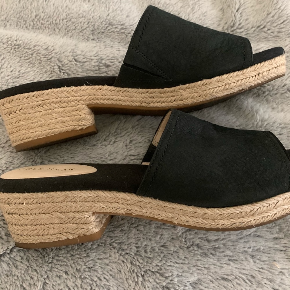 Cole Haan - Picture 3 of 4